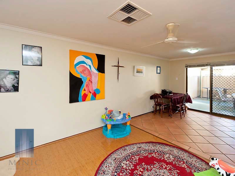 20 Langham Garden, Wilson WA 6107