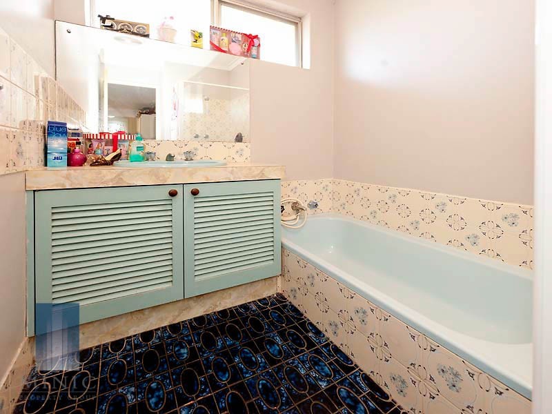 20 Langham Garden, Wilson WA 6107