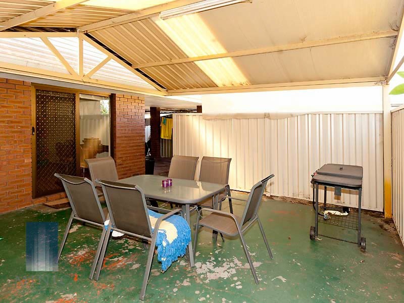 20 Langham Garden, Wilson WA 6107