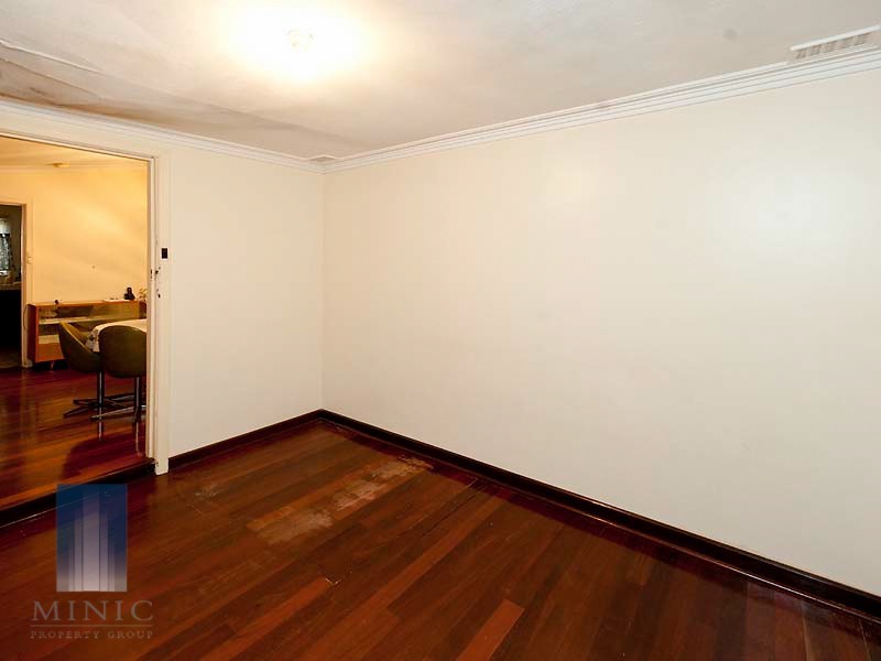 21 Pitt Street, St James WA 6102