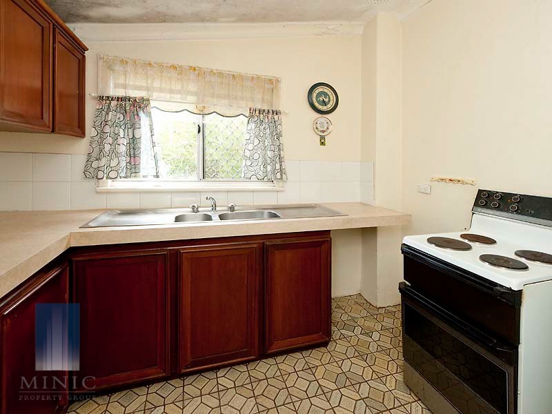 21 Pitt Street, St James WA 6102