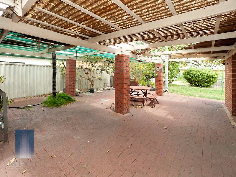 21 Pitt Street, St James WA 6102