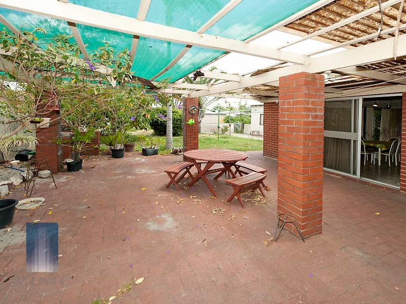 21 Pitt Street, St James WA 6102
