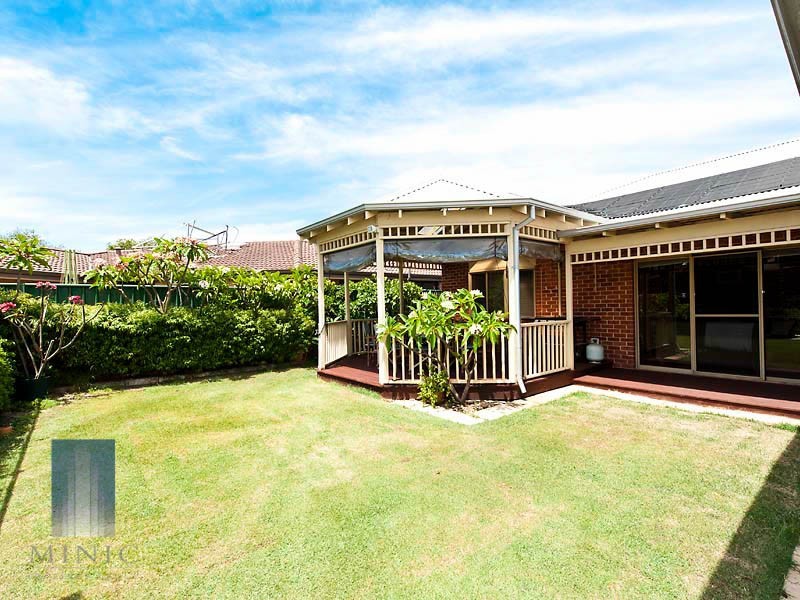 71 Bywater Way, Wilson WA 6107