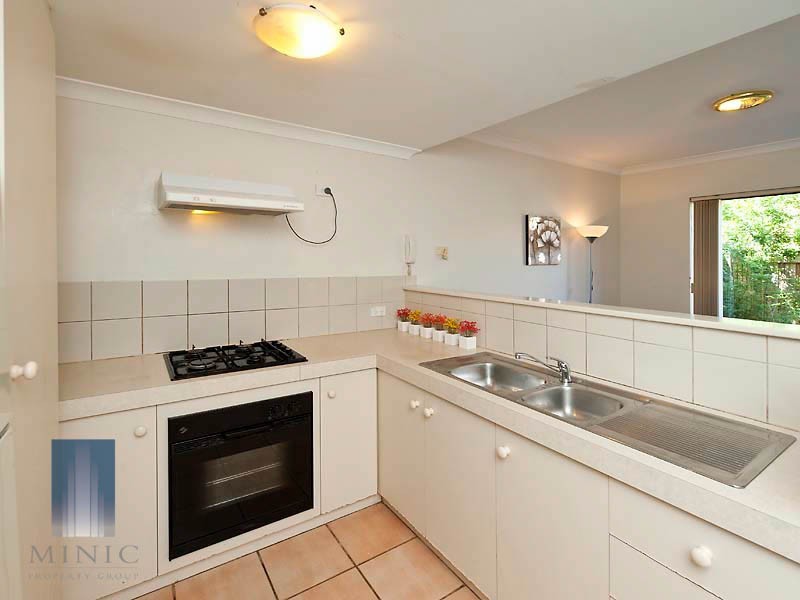 9/20 Gochean Avenue, Bentley WA 6102