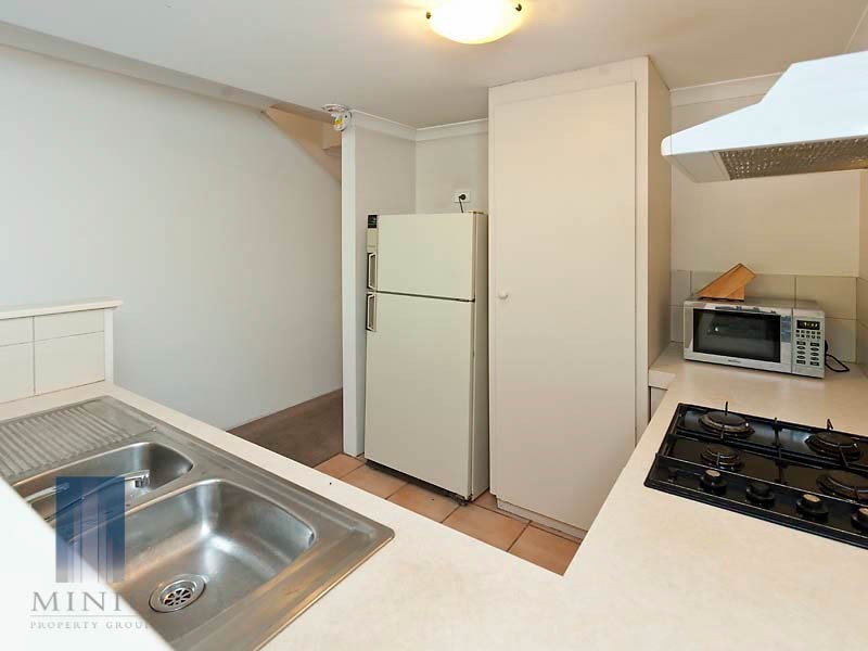 9/20 Gochean Avenue, Bentley WA 6102