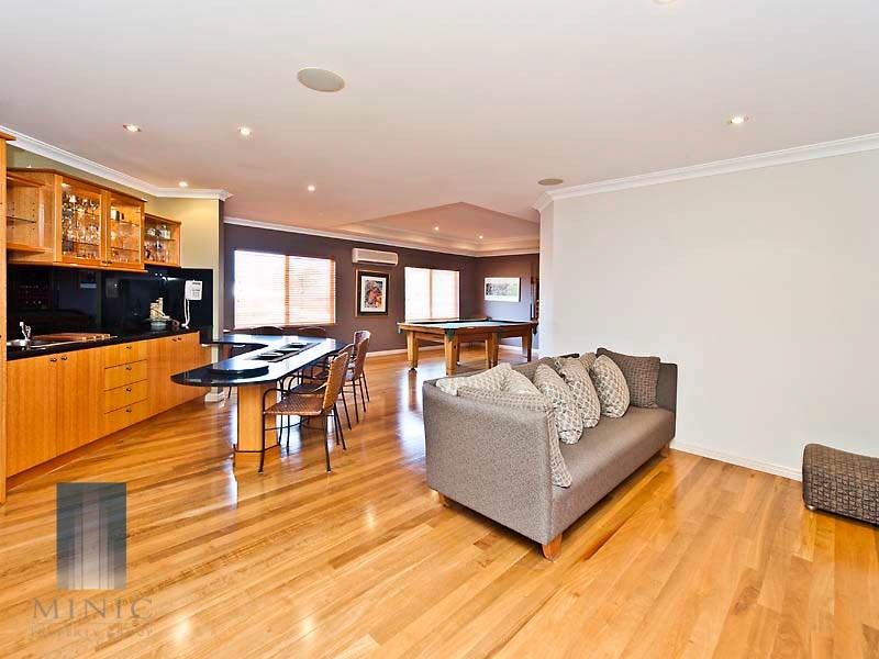 11 Stringfellow Drive, Bull Creek WA 6149