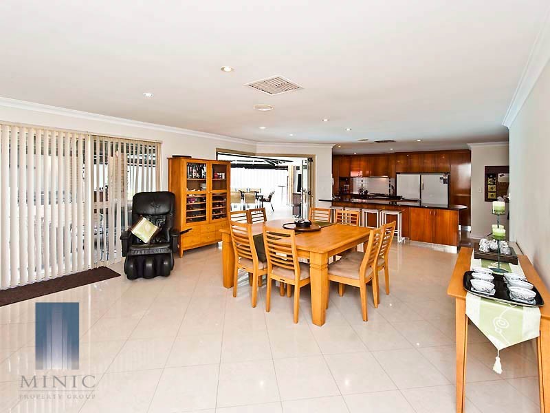 11 Stringfellow Drive, Bull Creek WA 6149