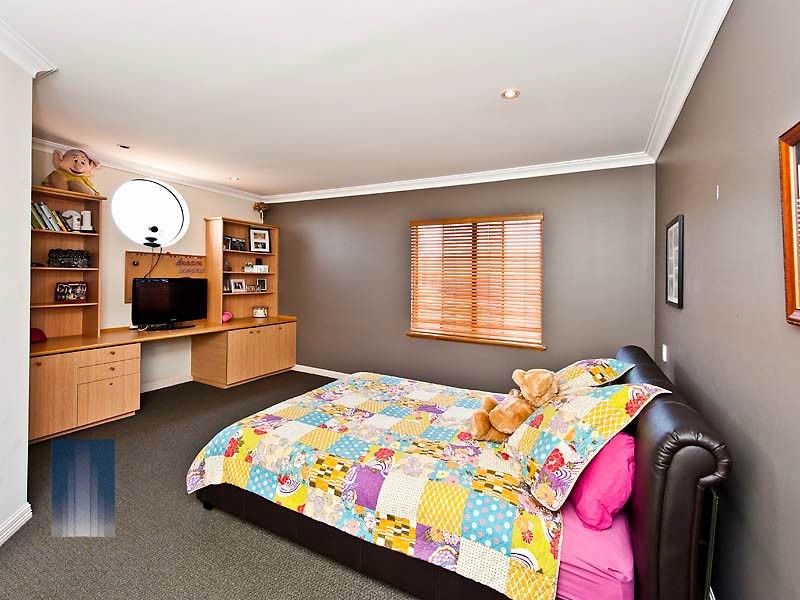 11 Stringfellow Drive, Bull Creek WA 6149