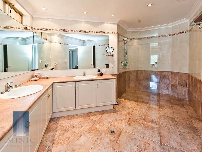 11 Stringfellow Drive, Bull Creek WA 6149