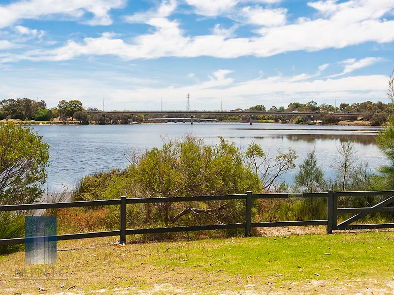 2/6 Bridge Street, Wilson WA 6107