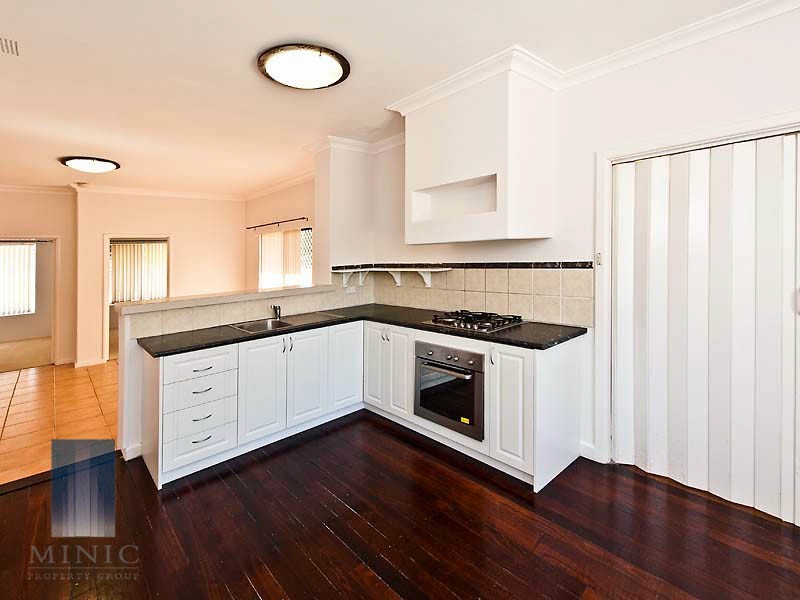 210 High Road, Riverton WA 6148