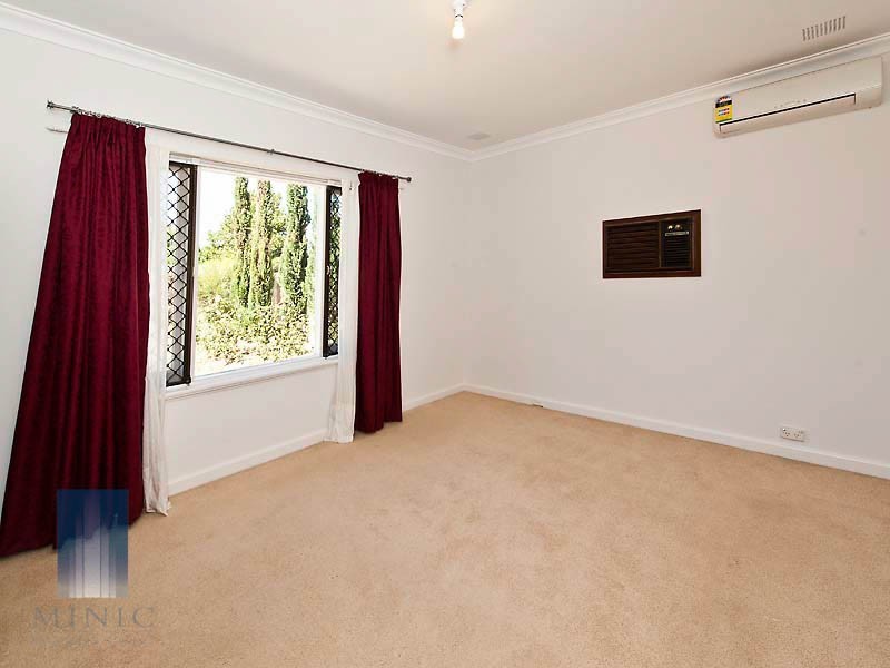 210 High Road, Riverton WA 6148