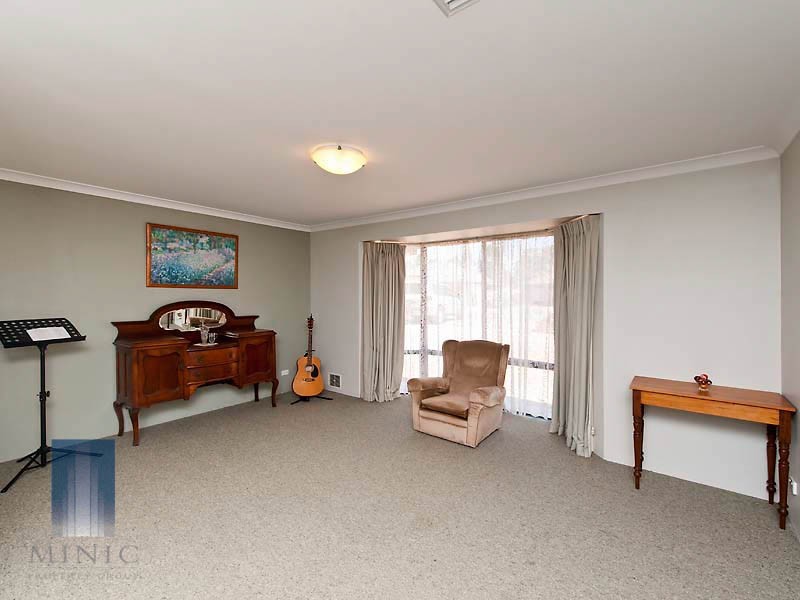 17 Naree Road, Wilson WA 6107
