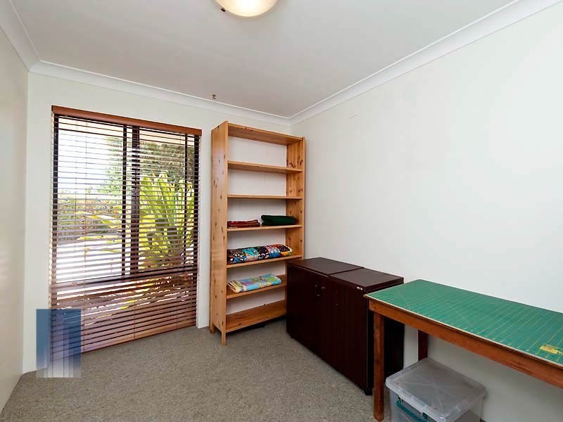 17 Naree Road, Wilson WA 6107