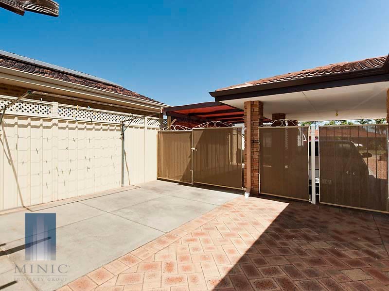 17 Naree Road, Wilson WA 6107
