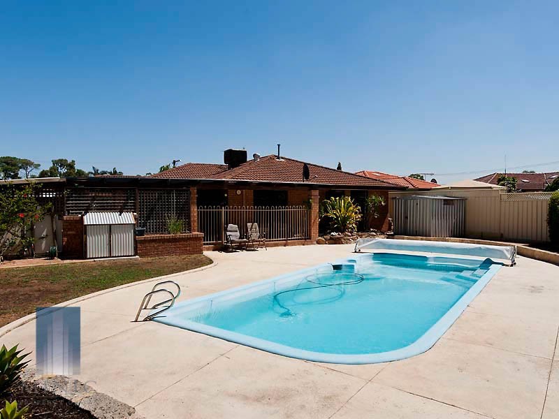 17 Naree Road, Wilson WA 6107