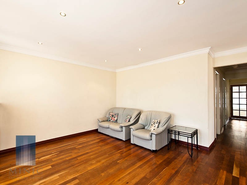 50B Tudor Avenue South, Riverton WA 6148