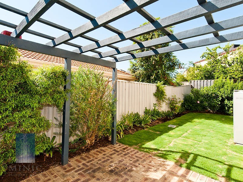 11C Beveridge Street, Bentley WA 6102