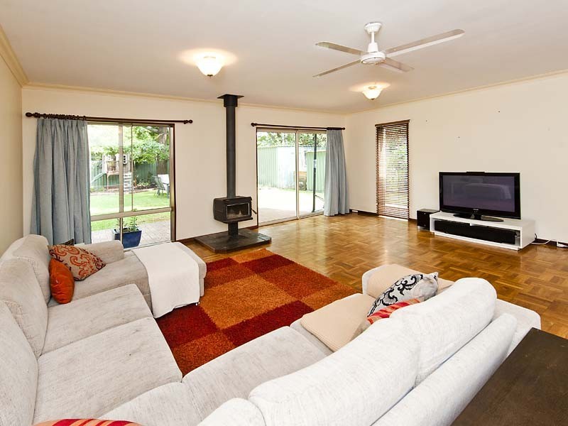 125 Modillion Avenue South, Riverton WA 6148