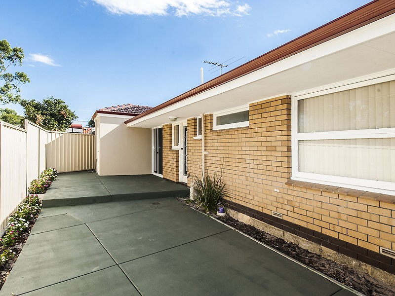10 Laurel Close, Riverton WA 6148