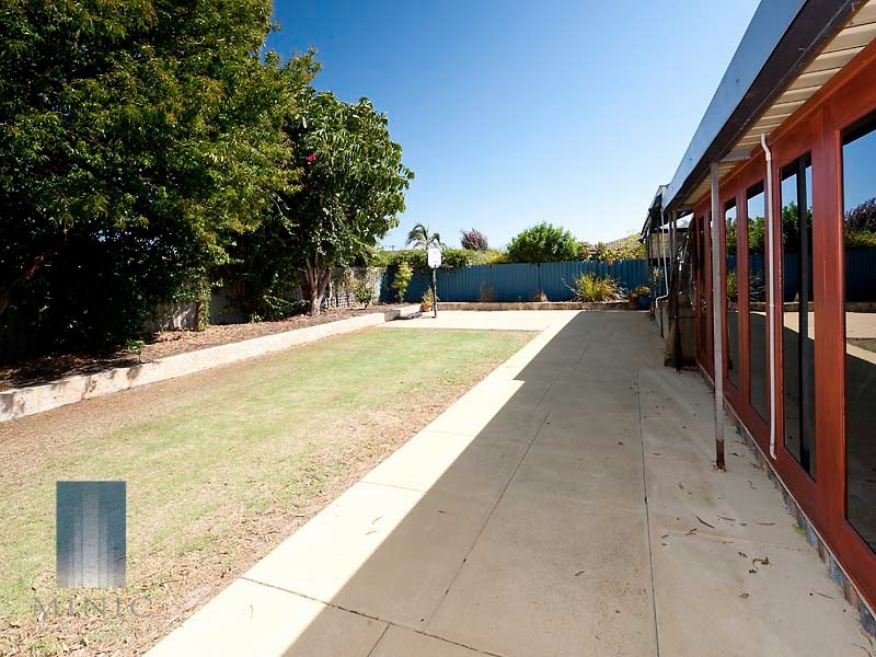 2 Cobalt Place, Riverton WA 6148