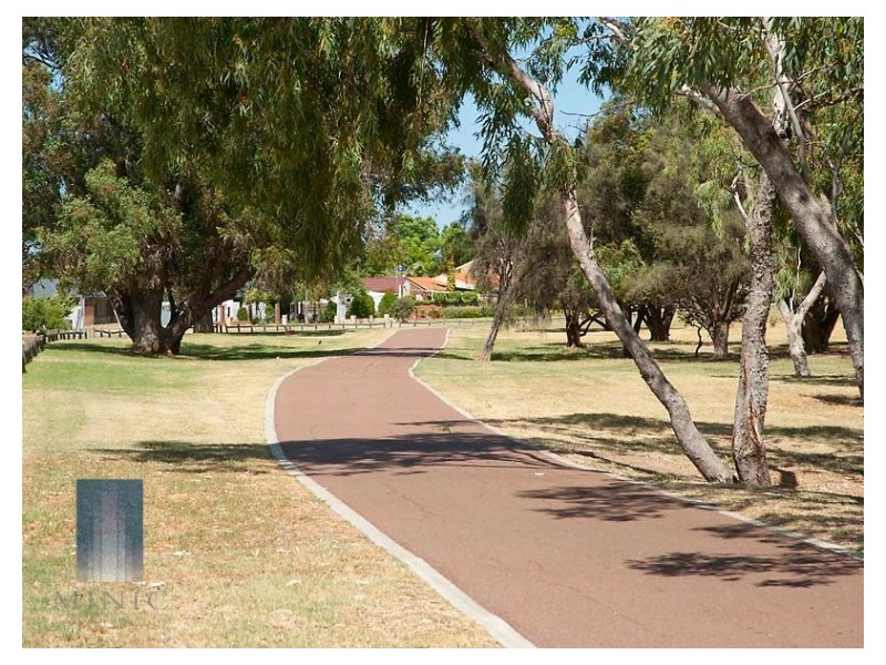 2 Cobalt Place, Riverton WA 6148