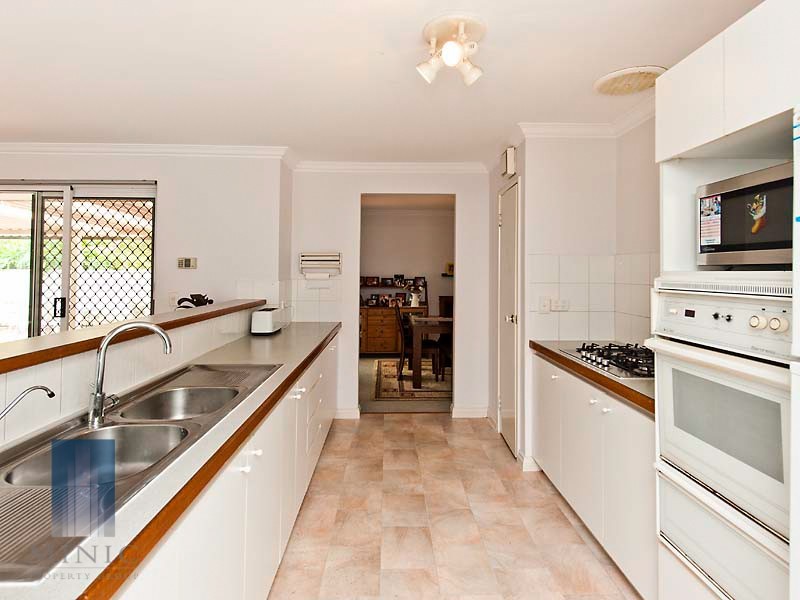 5 Centaur Street, Riverton WA 6148