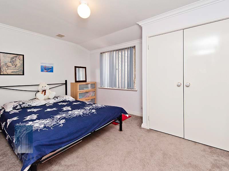 5 Centaur Street, Riverton WA 6148