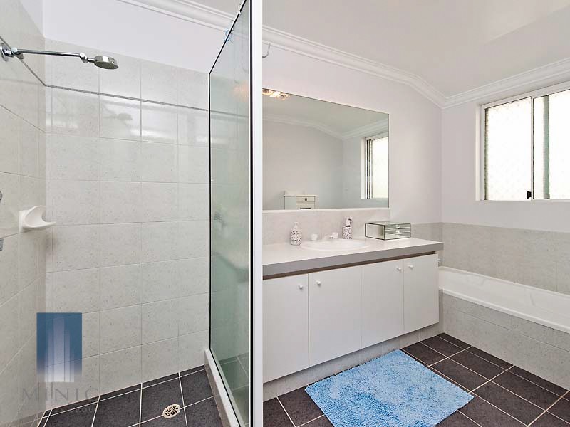 5 Centaur Street, Riverton WA 6148