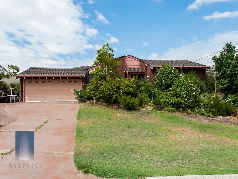 8 Kingsford Drive, Willetton WA 6155