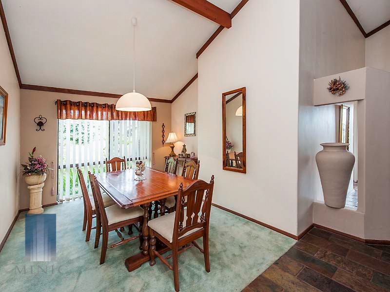 8 Kingsford Drive, Willetton WA 6155