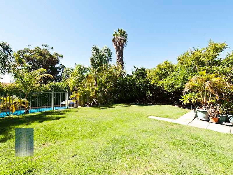 92 Modillion Avenue South, Riverton WA 6148