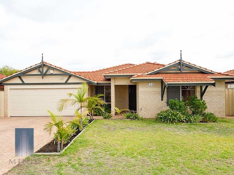 15 Old Lake Grove, Wilson WA 6107