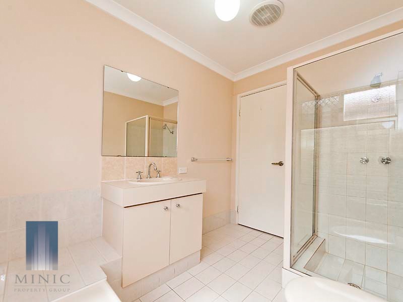 15 Old Lake Grove, Wilson WA 6107