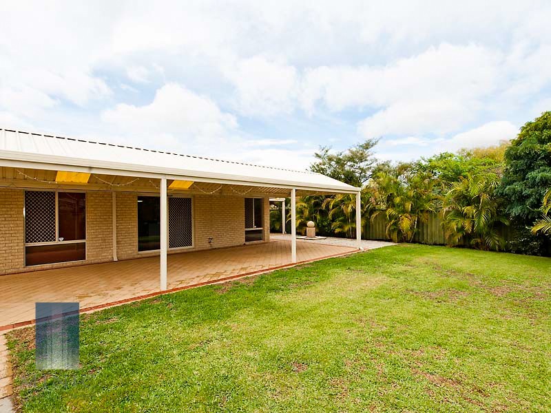 15 Old Lake Grove, Wilson WA 6107