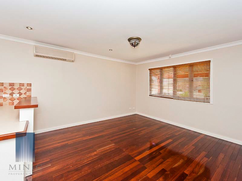 65 Coolgardie Street, St James WA 6102