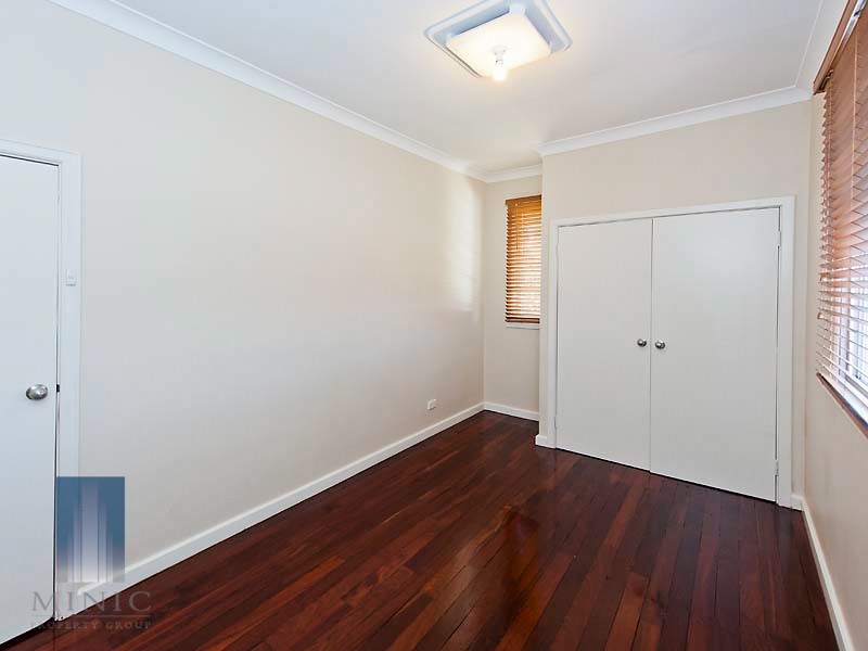 65 Coolgardie Street, St James WA 6102