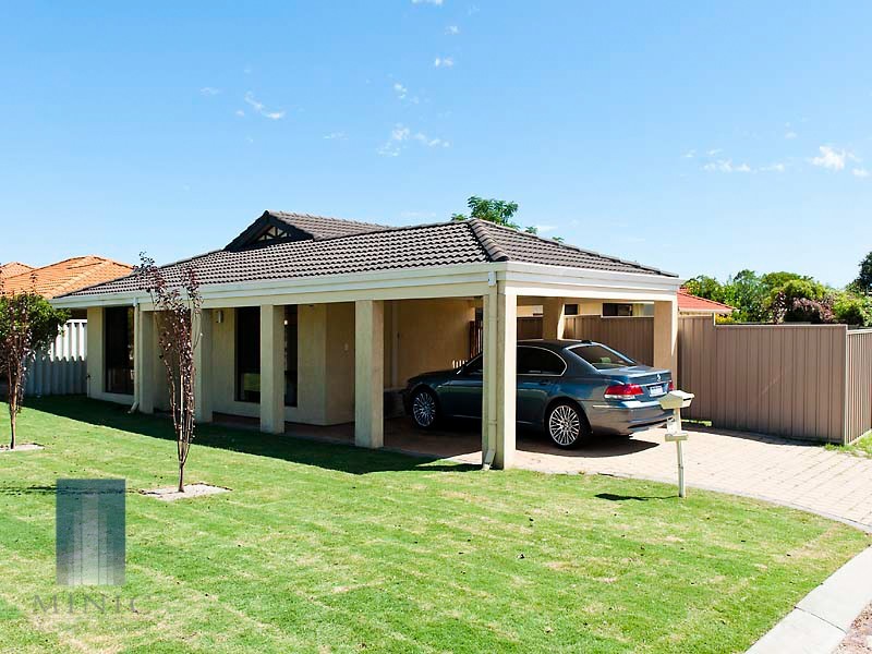 2 Cue Cove, Bentley WA 6102