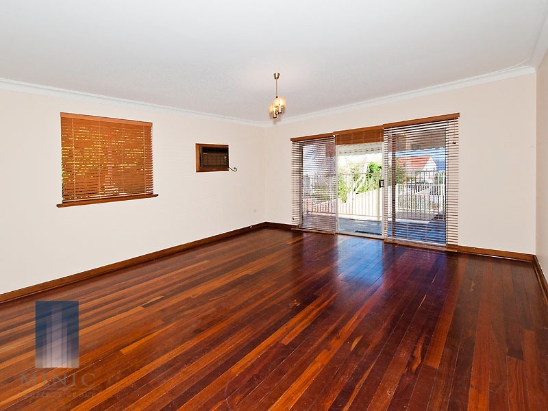 5A Lockhart Street, Como WA 6152