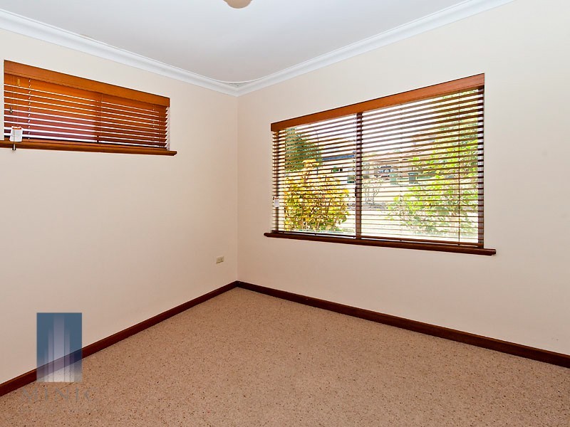 5A Lockhart Street, Como WA 6152
