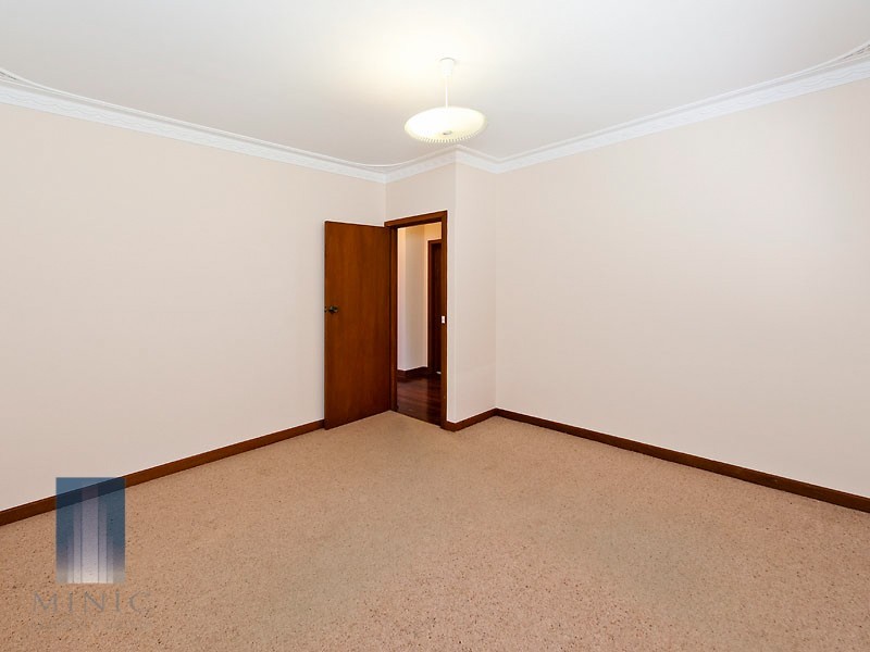 5A Lockhart Street, Como WA 6152