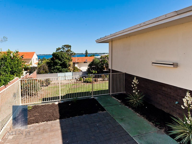 5A Lockhart Street, Como WA 6152