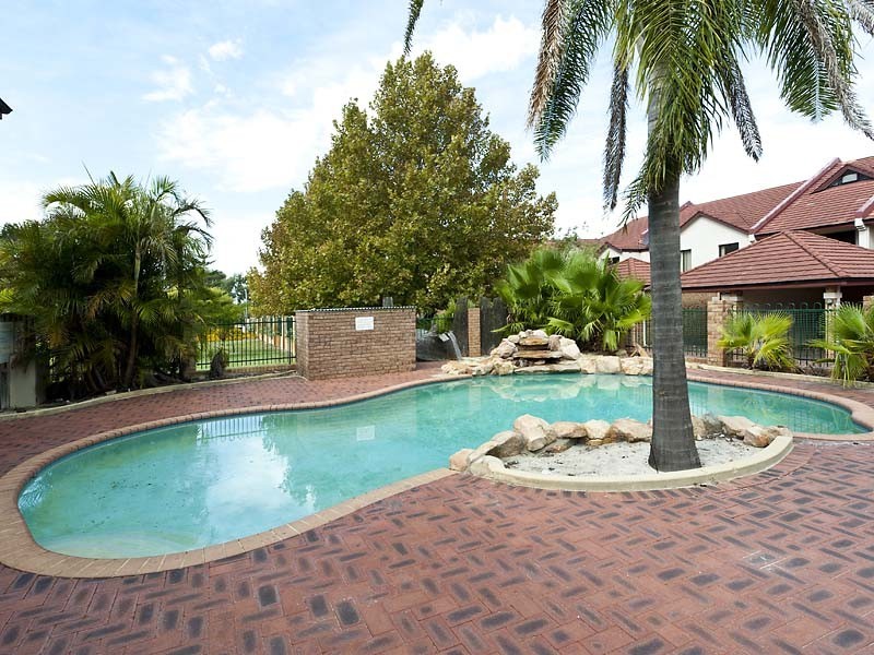 2/20 Gochean Avenue, Bentley WA 6102