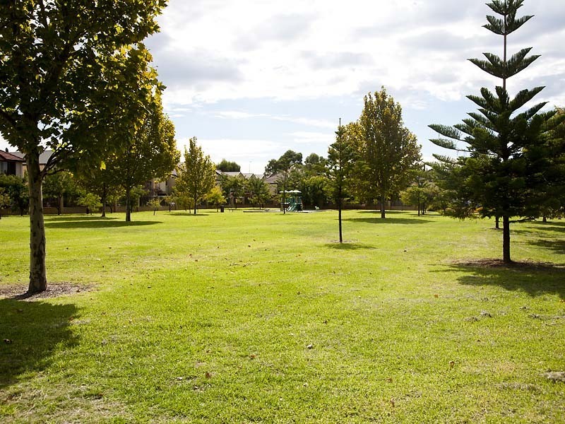 2/20 Gochean Avenue, Bentley WA 6102