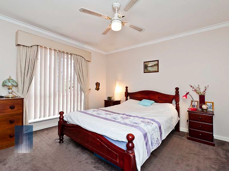 11 Bersica Court, Kardinya WA 6163