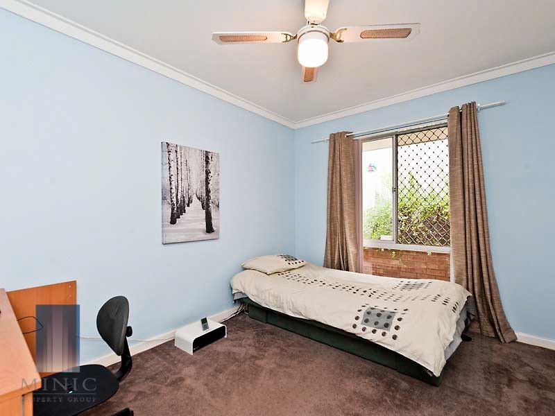 11 Bersica Court, Kardinya WA 6163