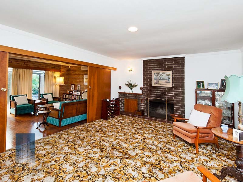 14 Montes Square, Riverton WA 6148