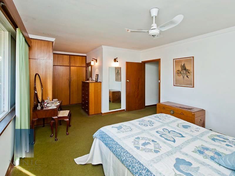 14 Montes Square, Riverton WA 6148