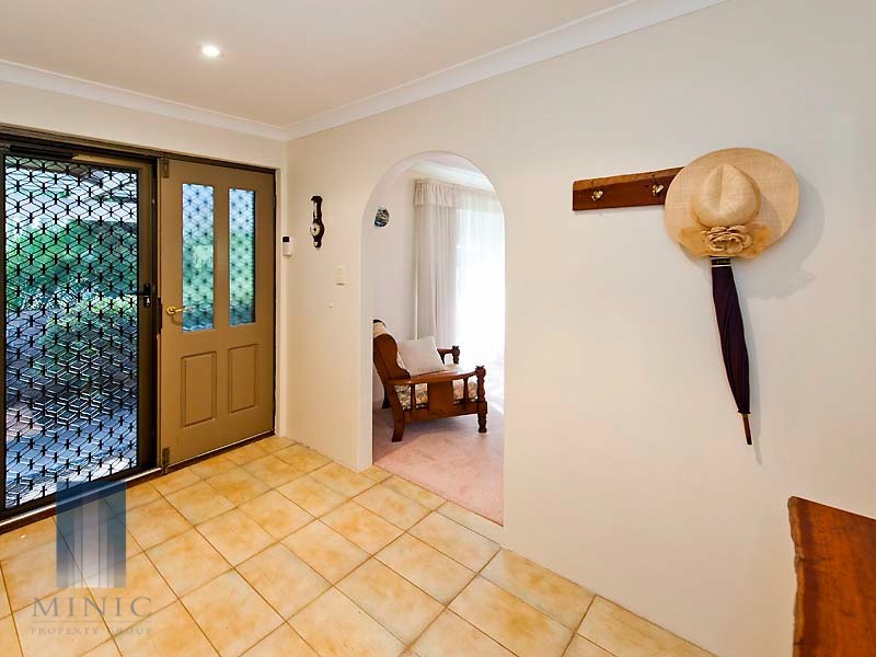 4 Tivella Court, Willetton WA 6155